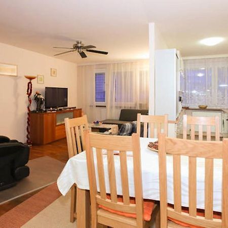 Apartment Mariahilf - 4Rooms4You Vienna Room photo